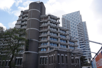 Dutch foreign ministry flooded with calls as tensions escalate across Middle East